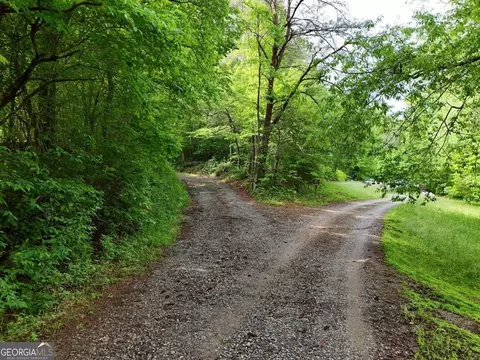 2 Allison Loop, Blairsville, GA 30512