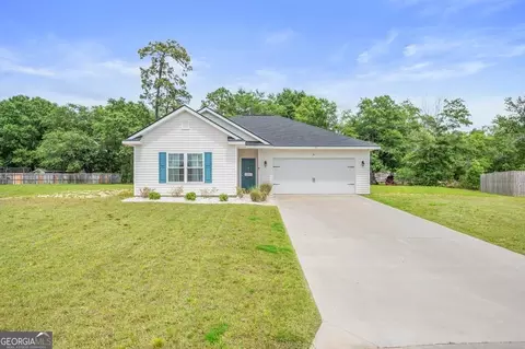 35 Setter Ct NE, Ludowici, GA 31316