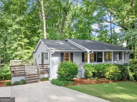 3220 Continental Dr, Cumming, GA 30041
