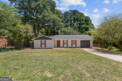 74 Green Valley Dr, Riverdale, GA 30274
