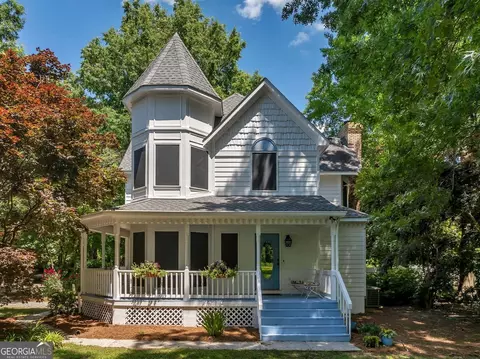 1222 Ross Rd, Byron, GA 31008
