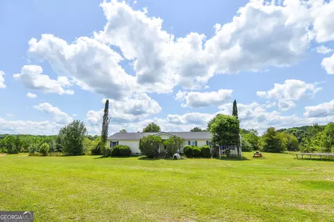891 Twin Oaks Rd, Williamson, GA 30292