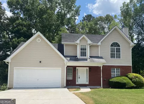 8156 Sterling Lakes Dr, Covington, GA 30016