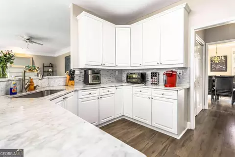2430 Devon Leigh Walk, Duluth, GA 30096 photo 10