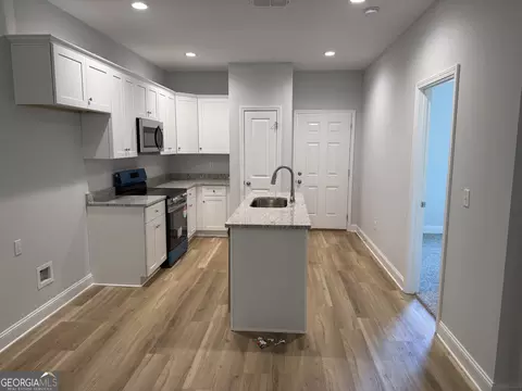 210 Lenox Cir, Lagrange, GA 30241 photo 2