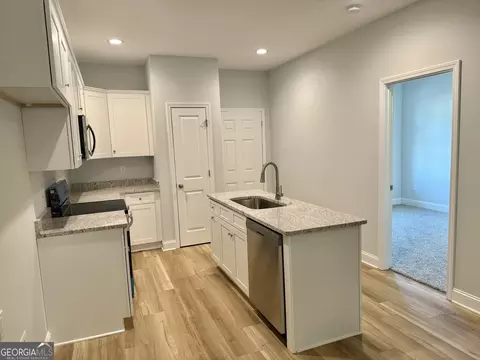 210 Lenox Cir, Lagrange, GA 30241 photo 4