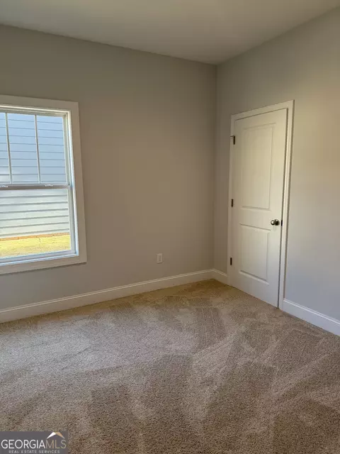 210 Lenox Cir, Lagrange, GA 30241 photo 8