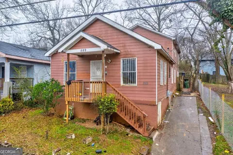 589 Simmons St NW, Atlanta, GA 30318