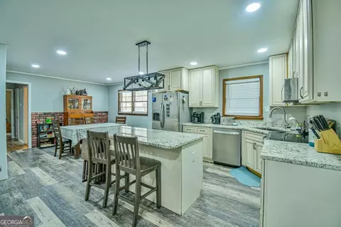 803 S Red Rock Rd, Toccoa, GA 30577 photo 9