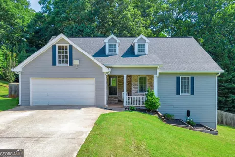 89 Belmont Park Dr, Commerce, GA 30529