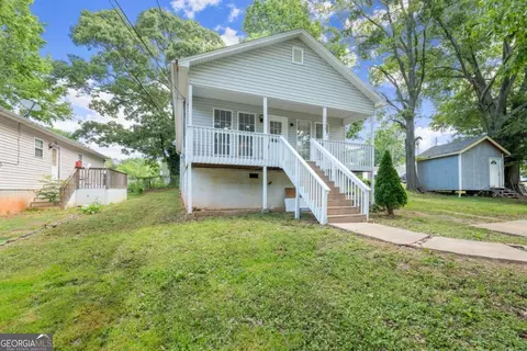 1125 Wade Dr, Gainesville, GA 30501