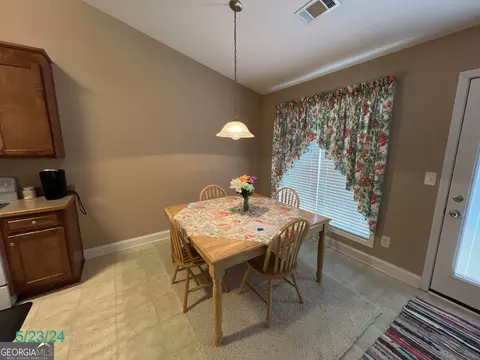 Dining - 376 Embassy Dr, Winder, GA 30680 photo 2 of 2
