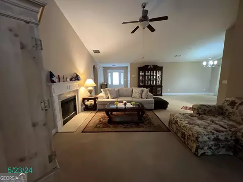 Living - 376 Embassy Dr, Winder, GA 30680 photo 3 of 6