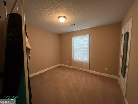 Bedroom - 376 Embassy Dr, Winder, GA 30680 photo 3 of 8