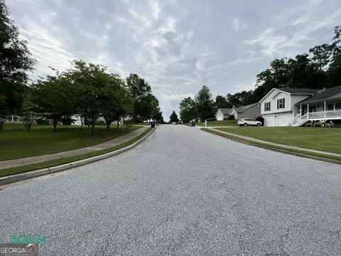 View/Area - 376 Embassy Dr, Winder, GA 30680 photo 1 of 2
