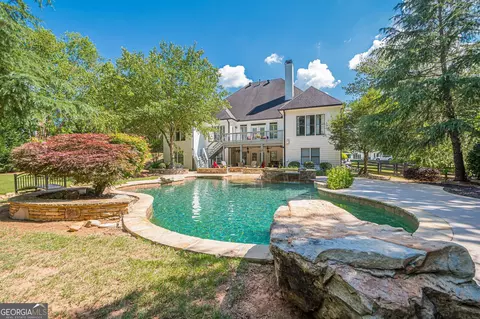 613 Northumberland Dr, Alpharetta, GA 30004