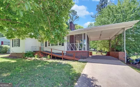 20 Lucille Ln, Toccoa, GA 30577