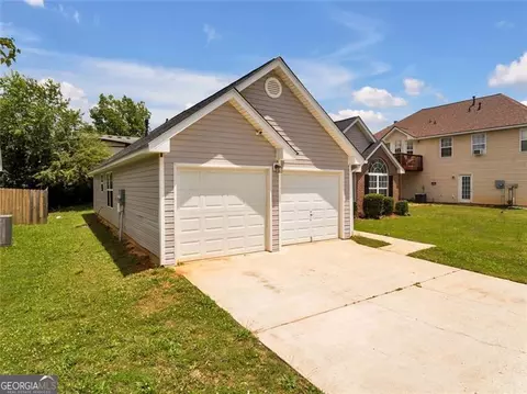 2054 Registry Dr, Hampton, GA 30228 photo 3