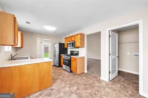 2054 Registry Dr, Hampton, GA 30228 photo 7