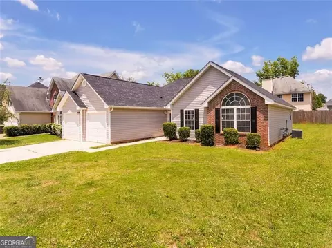 2054 Registry Dr, Hampton, GA 30228 photo 2