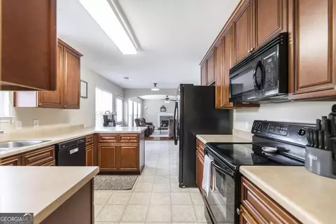 100 Derringer Ct, Byron, GA 31008 photo 18