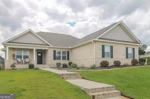 100 Creek Ridge Dr, Warner Robins, GA 31088
