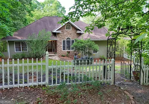 295 Chattahoochee Glen Rd #36, Clarkesville, GA 30523