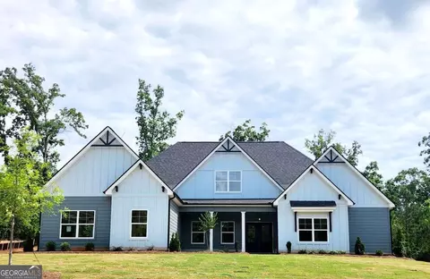 140 Atlantica Dr, Newnan, GA 30263