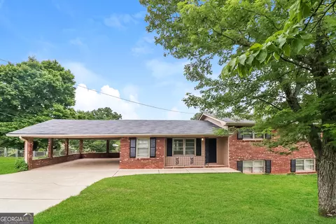 3907 Lauada Dr, Douglasville, GA 30135