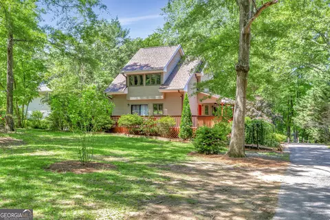 106 Snug Harbor Rd, Seneca, SC 29678