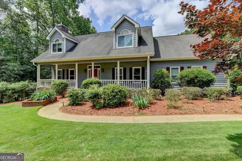6393 Chestnut Pkwy, Flowery Branch, GA 30542