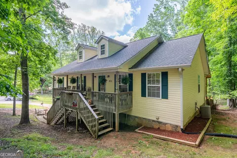 1176 Riverview Dr, Ellijay, GA 30540