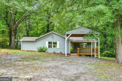 4240 N Giles Rd, Douglasville, GA 30134