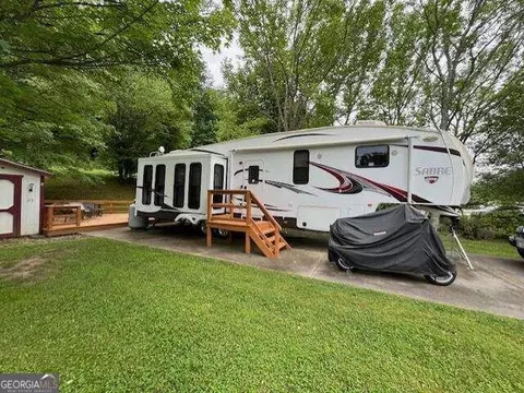 425 Conley Creek Cir, Blairsville, GA 30512