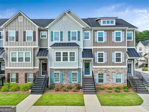 3517 Hedgeway Ln, Kennesaw, GA 30144