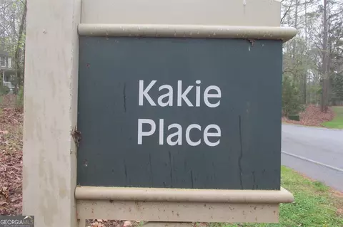 1000 Kakie Pl, Greensboro, GA 30642