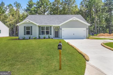 203 W E Smith Rd, Pembroke, GA 31321