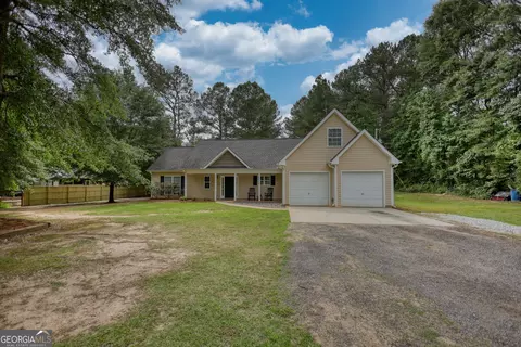 1123 Fincherville Rd, Jackson, GA 30233