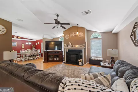 633 Haddock Dr, Haddock, GA 31033 photo 11