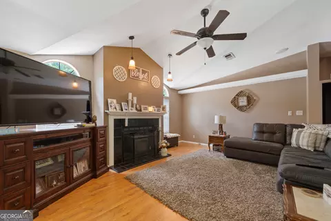633 Haddock Dr, Haddock, GA 31033 photo 12