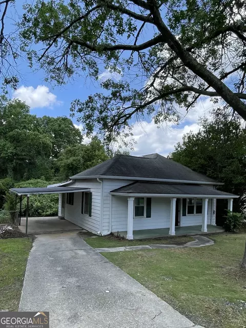 1960 River St NE, Conyers, GA 30012