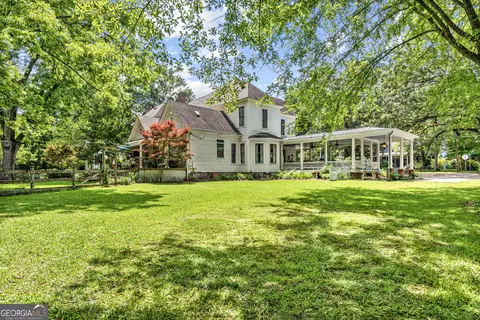 Exterior - 160 Fairplay St, Rutledge, GA 30663 photo 6 of 27