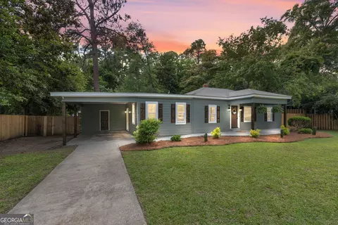 15 Henry St, Statesboro, GA 30458