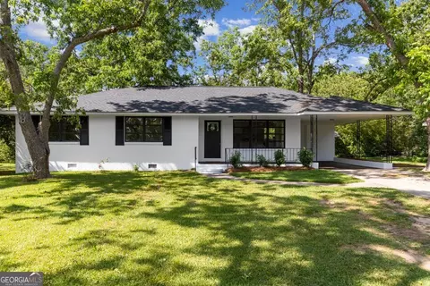 163 Grove St, Barnesville, GA 30204