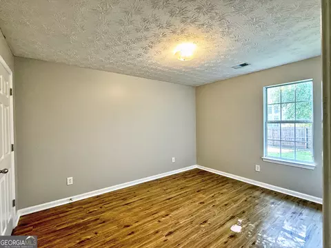 104 Preakness Dr, Lagrange, GA 30241 photo 8