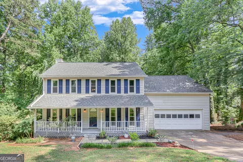 1450 Laurel River Trl, Lawrenceville, GA 30043