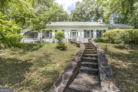 1310 Twin Pines Ln, Macon, GA 31211
