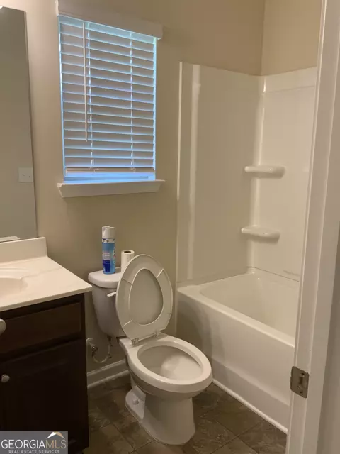 586 Toronto Cir, Hampton, GA 30228 photo 18