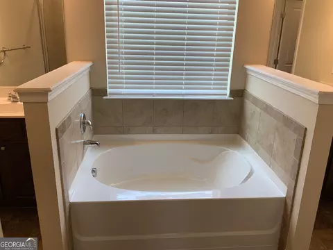 586 Toronto Cir, Hampton, GA 30228 photo 24