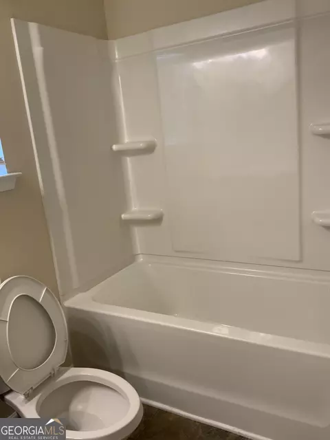 586 Toronto Cir, Hampton, GA 30228 photo 17